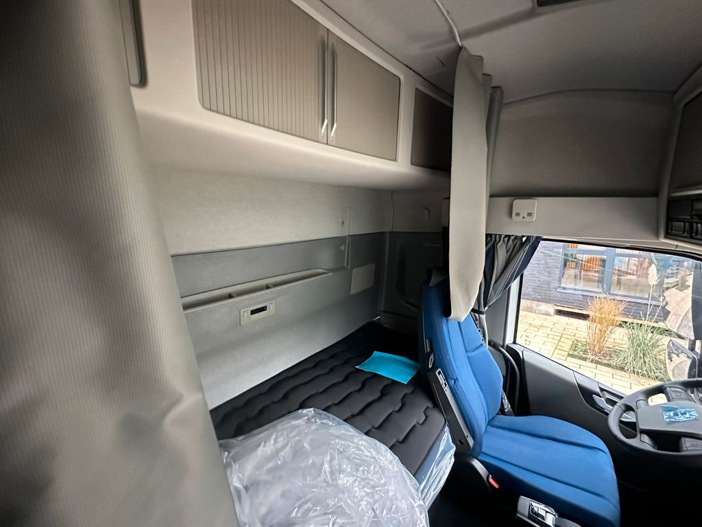 Xe cẩu tự hành, Xe tải thùng lửng/ Phẳng mới Volvo FH500 8X4 Kran HIAB X-HiPro858E-8 & Jib150x-6: hình 27