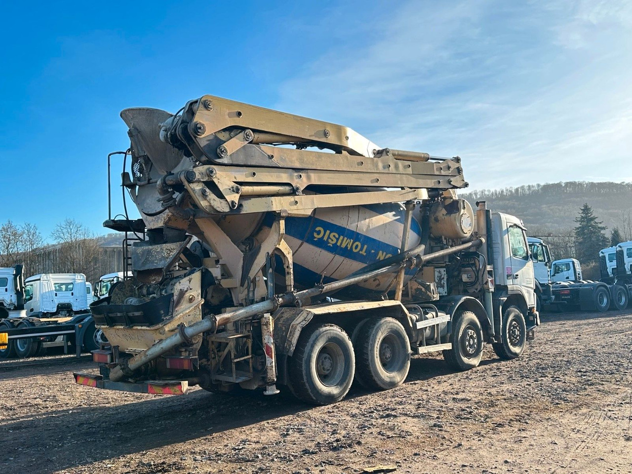 Volvo FM380 8X4 CIFA 28m Fahrmischer Pumpe - Xe bơm bê tông: hình 4 Volvo FM380 8X4 CIFA 28m Fahrmischer Pumpe - Xe bơm bê tông: hình 4