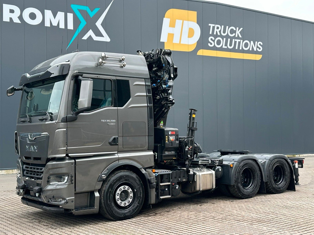 MAN TGX 26.580 6x4 Kran Hiab 302-6 + Jib-4 - Xe đầu kéo: hình 3 MAN TGX 26.580 6x4 Kran Hiab 302-6 + Jib-4 - Xe đầu kéo: hình 3