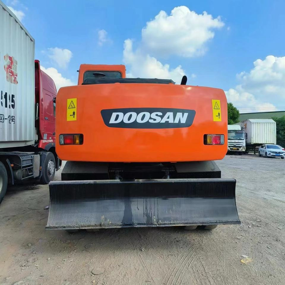 Doosan DH 150 LC-7 - Máy xúc bánh lốp: hình 5 Doosan DH 150 LC-7 - Máy xúc bánh lốp: hình 5