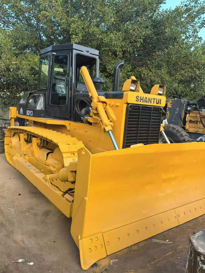 SHANTUI SD13 - Máy ủi: hình 2 SHANTUI SD13 - Máy ủi: hình 2