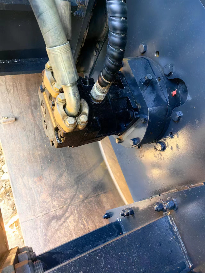 Cho thuê XCMG XS223J XCMG XS223J: hình 6 Cho thuê XCMG XS223J XCMG XS223J: hình 6