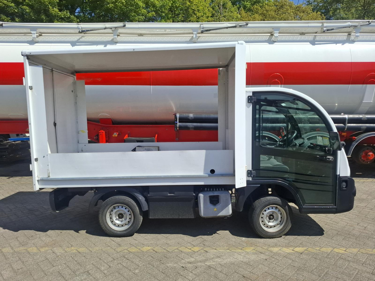 Aixam Mega E-Worker Elektrische Bakwagen RV-606-R - Xe golf: hình 3 Aixam Mega E-Worker Elektrische Bakwagen RV-606-R - Xe golf: hình 3