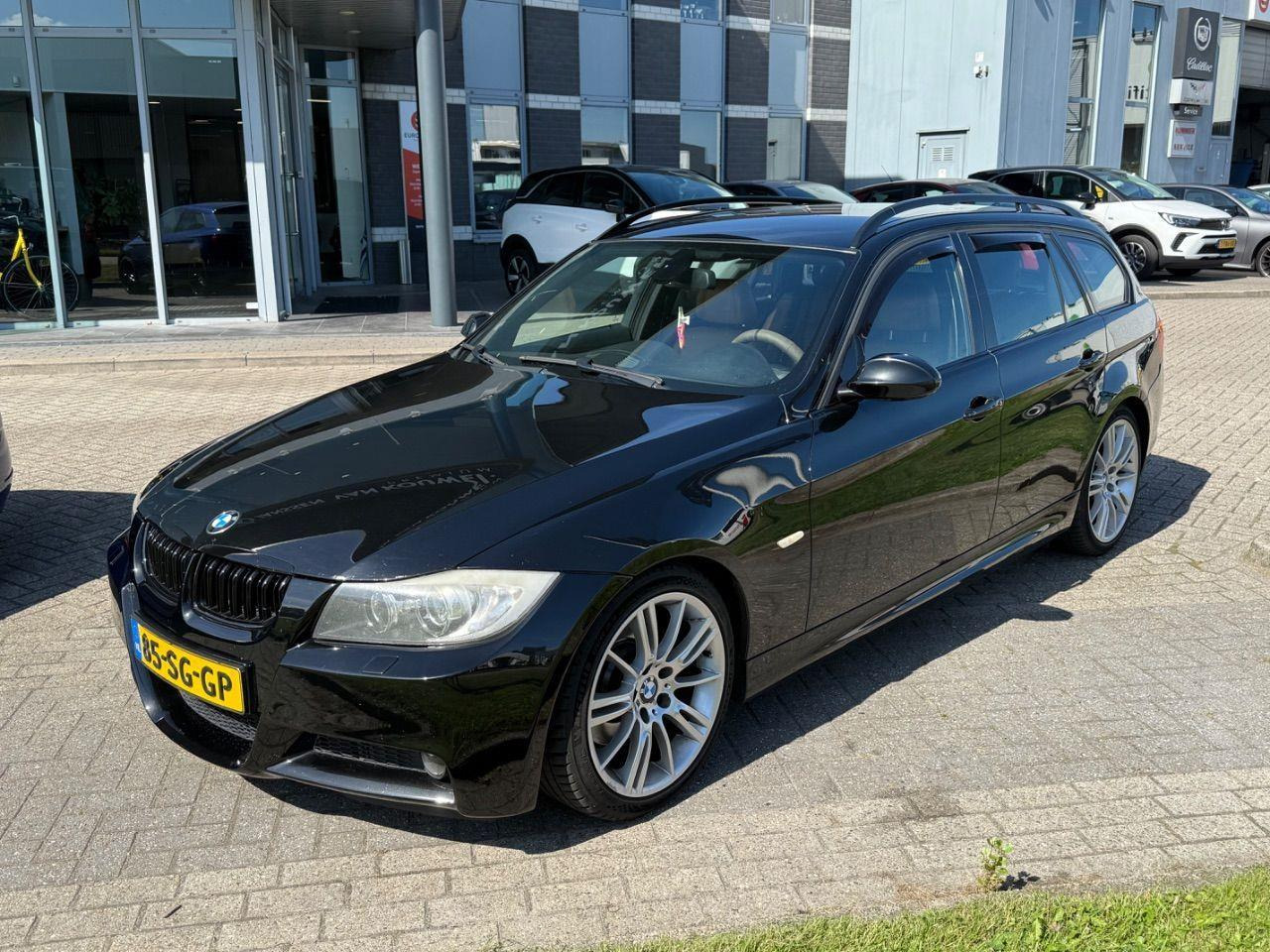 BMW 3 - serie Touring 330i Dynamic Executive | 2006 | 329.515 km | Automaat | 85SGGP | NAP: Logisch - Xe hơi: hình 1 BMW 3 - serie Touring 330i Dynamic Executive | 2006 | 329.515 km | Automaat | 85SGGP | NAP: Logisch - Xe hơi: hình 1