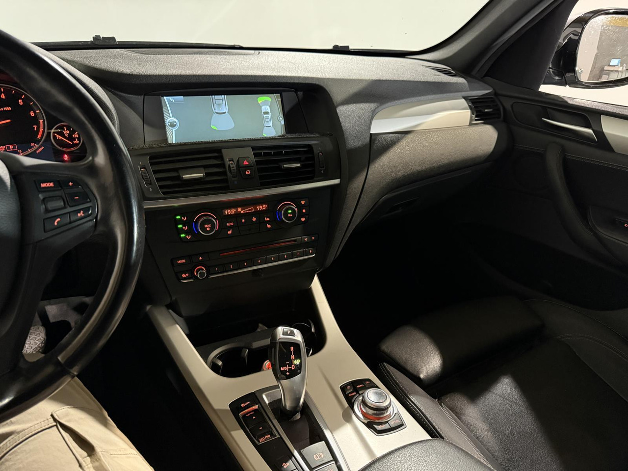 BMW | X3 | xDrive20i High Executive | 2013 | 252.834 km | Automaat | 33ZLN8 | Logisch - SUV: hình 2 BMW | X3 | xDrive20i High Executive | 2013 | 252.834 km | Automaat | 33ZLN8 | Logisch - SUV: hình 2