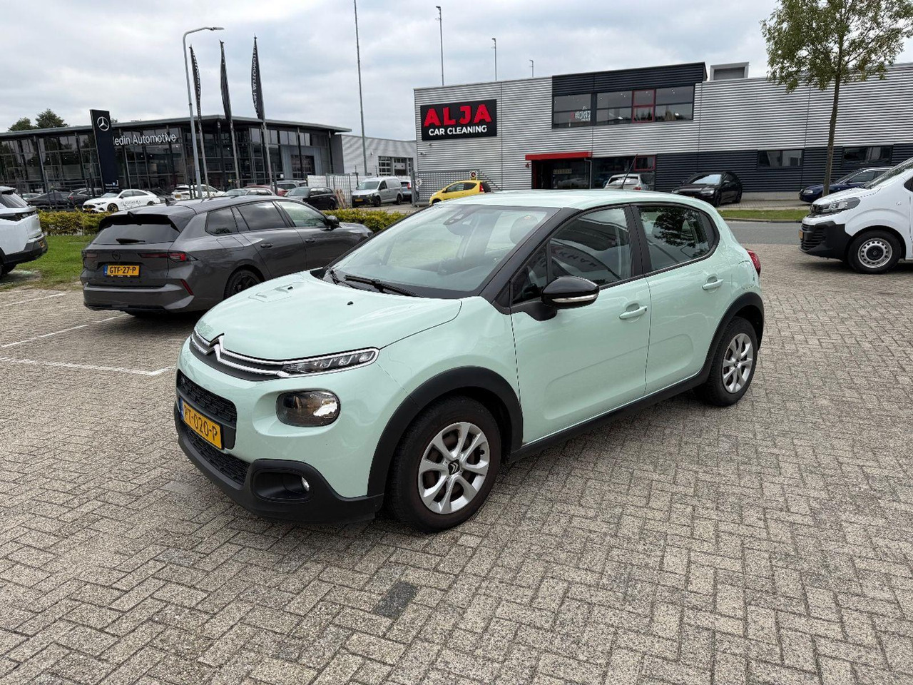Citroen C3 1.2 PureTech Feel | 2017 | 125.672 km | PT020P | NAP: Logisch - Hatchback: hình 1 Citroen C3 1.2 PureTech Feel | 2017 | 125.672 km | PT020P | NAP: Logisch - Hatchback: hình 1