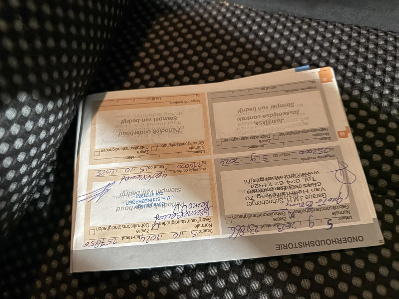 Citroen DS3 1.6 e-HDi So Chic | 2012 | 277.448 km | 14-XLR-7 - Hatchback: hình 2 Citroen DS3 1.6 e-HDi So Chic | 2012 | 277.448 km | 14-XLR-7 - Hatchback: hình 2