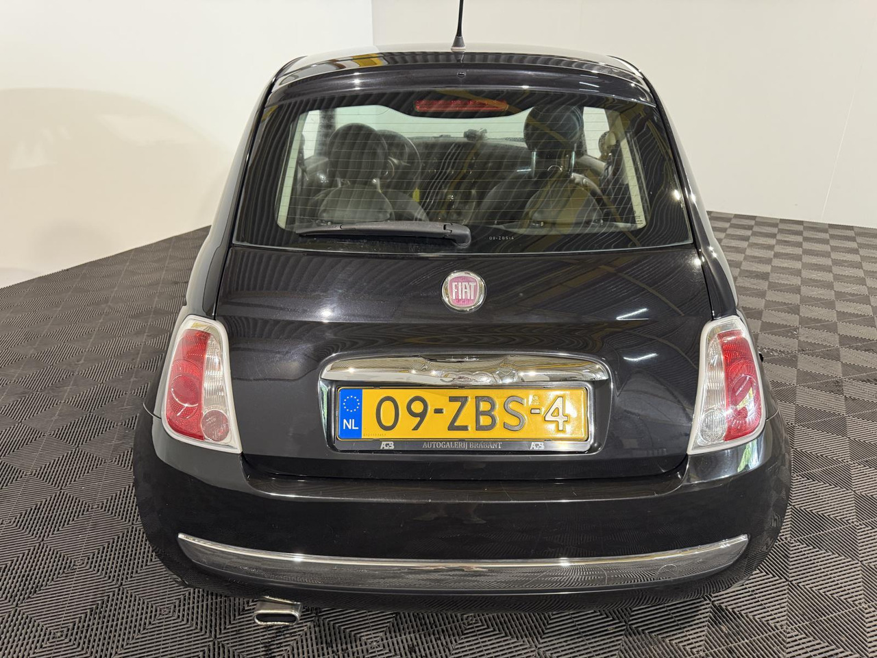 Fiat 500 0.9 TwinAir Pop | 2012 | 160.622 km | 09-ZBS-4 - Hatchback: hình 3 Fiat 500 0.9 TwinAir Pop | 2012 | 160.622 km | 09-ZBS-4 - Hatchback: hình 3