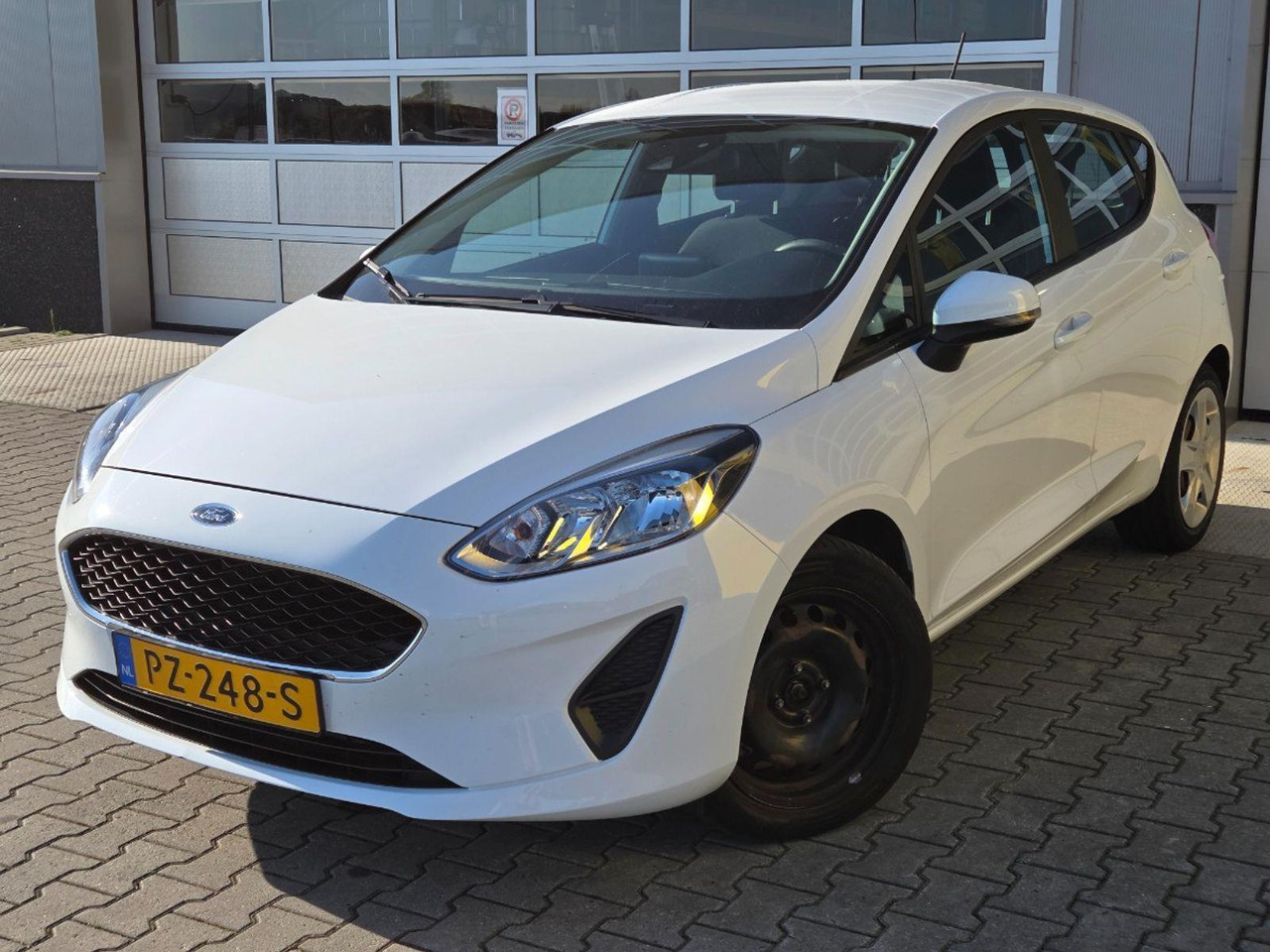 Ford Fiesta 1.1 Trend | 2017 | 145.164 km | PZ248S | NAP: Logisch - Hatchback: hình 1 Ford Fiesta 1.1 Trend | 2017 | 145.164 km | PZ248S | NAP: Logisch - Hatchback: hình 1