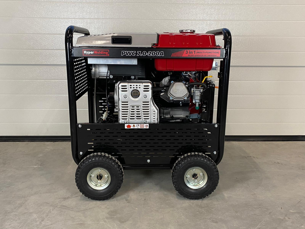 HyperWelding PWC7.0-200A 3 in 1 Multimachine (Generator, Lasapparaat en Luchtcompressor) - Trang thiết bị xưởng: hình 4 HyperWelding PWC7.0-200A 3 in 1 Multimachine (Generator, Lasapparaat en Luchtcompressor) - Trang thiết bị xưởng: hình 4