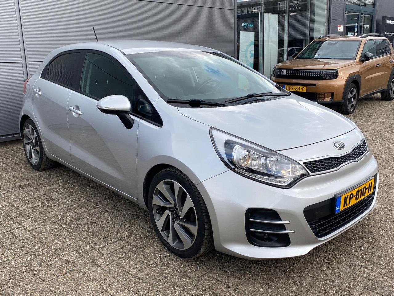 Kia Rio 1.2 CVVT ExecutiveLine | 2016 | 136.369 km | KP810H | NAP: Logisch - Hatchback: hình 2 Kia Rio 1.2 CVVT ExecutiveLine | 2016 | 136.369 km | KP810H | NAP: Logisch - Hatchback: hình 2