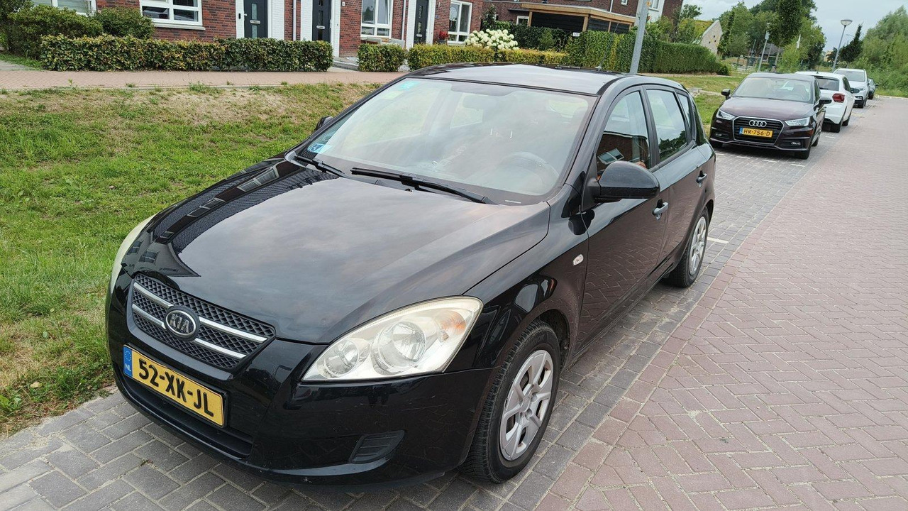 Kia cee'd | 1.6 X-tra | 2007 | 348.934km | 52-XK-JL - Hatchback: hình 1 Kia cee'd | 1.6 X-tra | 2007 | 348.934km | 52-XK-JL - Hatchback: hình 1