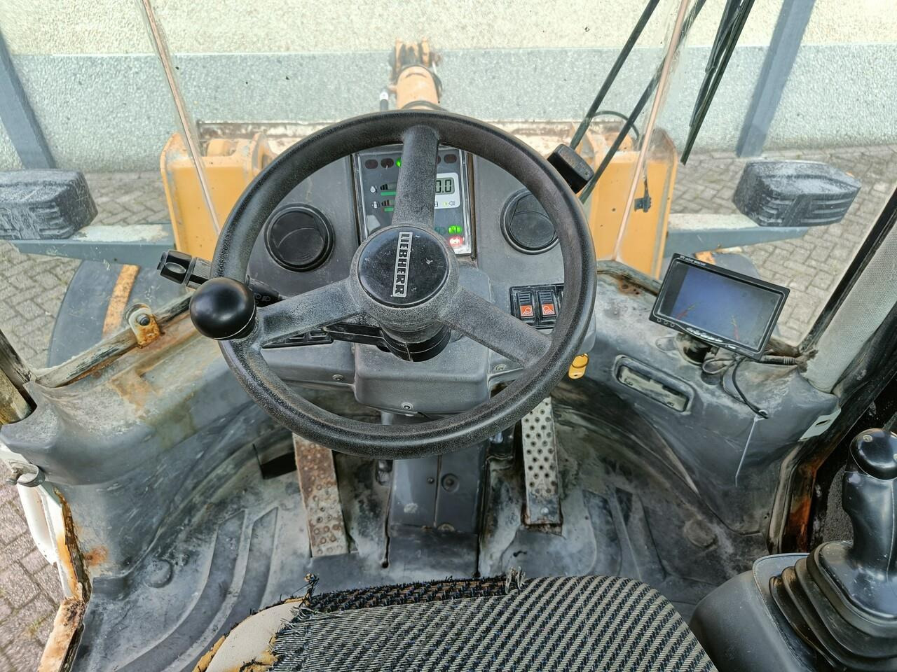 Liebherr L514 Shovel - Máy xúc lật bánh lốp: hình 5 Liebherr L514 Shovel - Máy xúc lật bánh lốp: hình 5