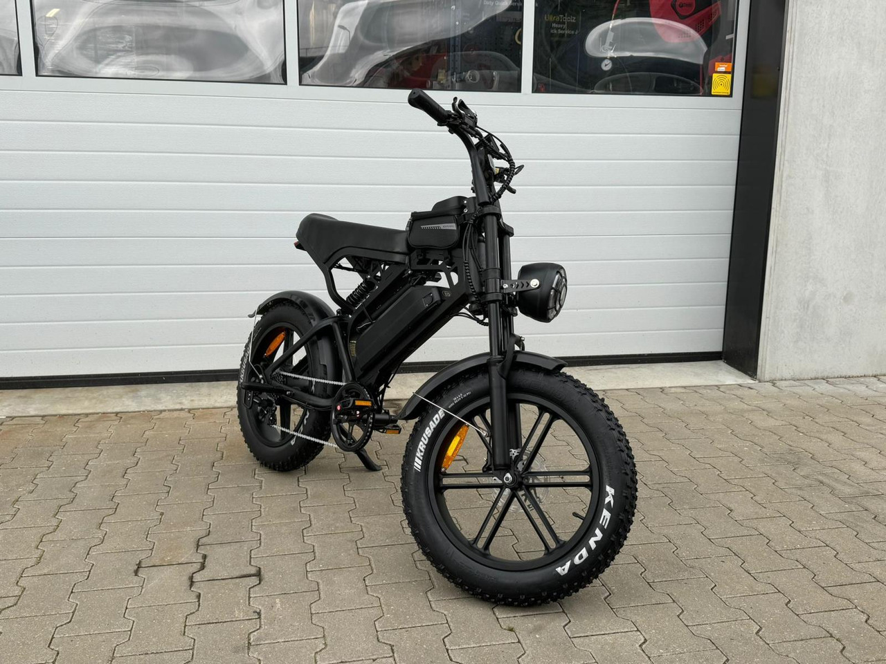 OUXI V20 Fatbike met LCD display NIEUW - Máy móc khác: hình 1 OUXI V20 Fatbike met LCD display NIEUW - Máy móc khác: hình 1