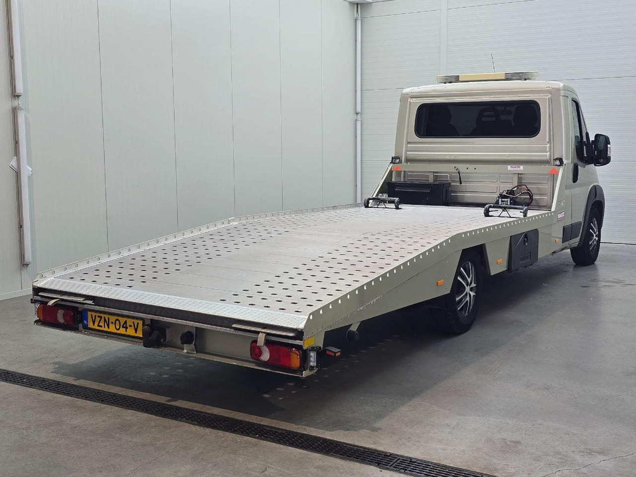 Peugeot Boxer 435 2.0 BlueHDI L3 | 2019 | 90.407 km | VZN04V | NAP: Geen oordeel - Máy móc khác: hình 4 Peugeot Boxer 435 2.0 BlueHDI L3 | 2019 | 90.407 km | VZN04V | NAP: Geen oordeel - Máy móc khác: hình 4