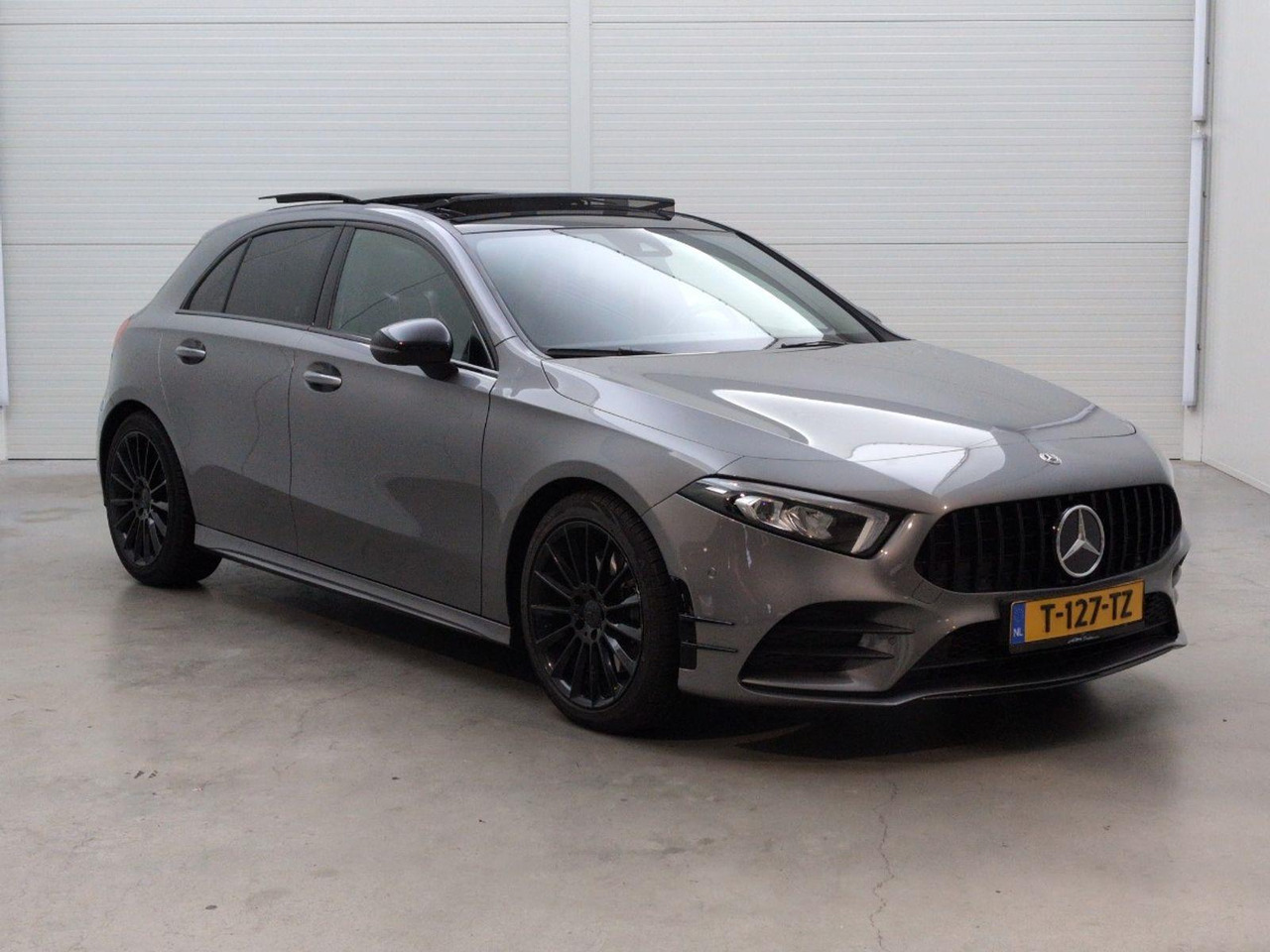 Mercedes-Benz A-klasse 220 4MATIC Premium Plus | 2019 | 130.177 km | Automaat | T127TZ | NAP: Geen oordeel - Hatchback: hình 2 Mercedes-Benz A-klasse 220 4MATIC Premium Plus | 2019 | 130.177 km | Automaat | T127TZ | NAP: Geen oordeel - Hatchback: hình 2