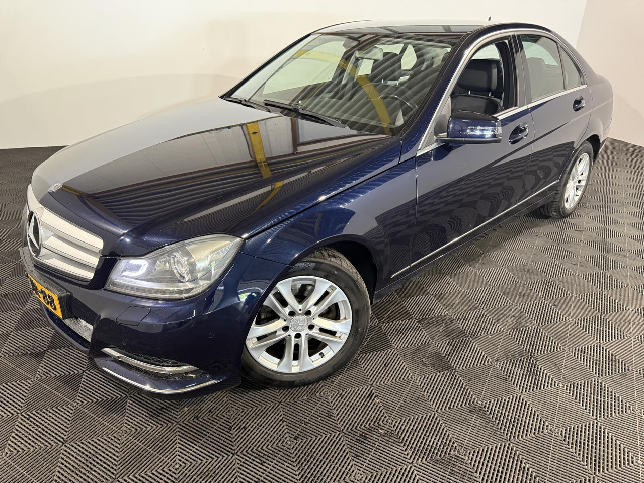 Mercedes-Benz C-klasse 220 CDI BlueEFFICIENCY Edition Avantgarde | 2013 | 348.866 km | 5-KJR-88 - Sedan: hình 1 Mercedes-Benz C-klasse 220 CDI BlueEFFICIENCY Edition Avantgarde | 2013 | 348.866 km | 5-KJR-88 - Sedan: hình 1