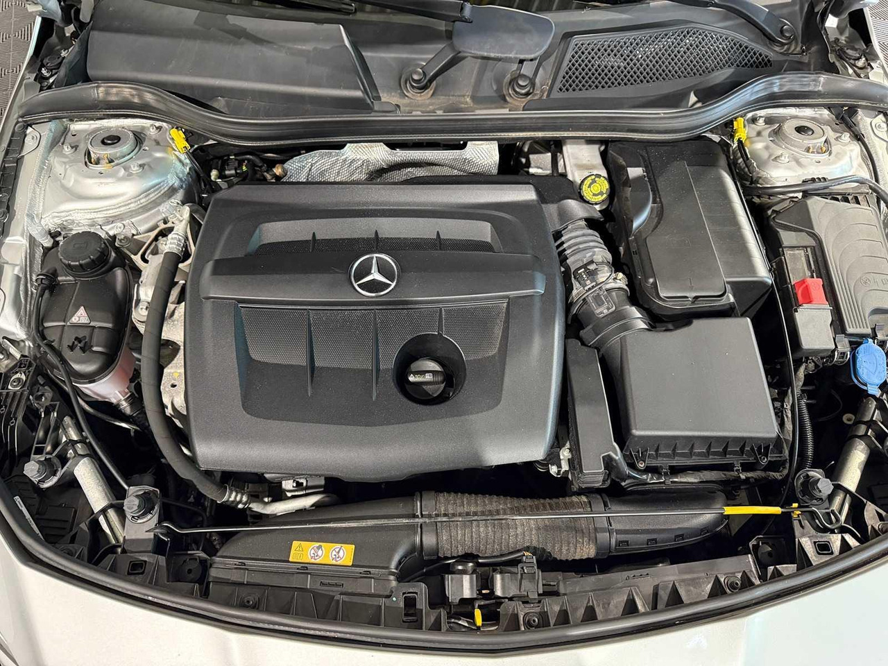 Mercedes-Benz CLA-klasse Shooting Brake 180 d Business Solution AMG | 2017 | 178.913 km | PB-314-X - Xe hơi: hình 4 Mercedes-Benz CLA-klasse Shooting Brake 180 d Business Solution AMG | 2017 | 178.913 km | PB-314-X - Xe hơi: hình 4