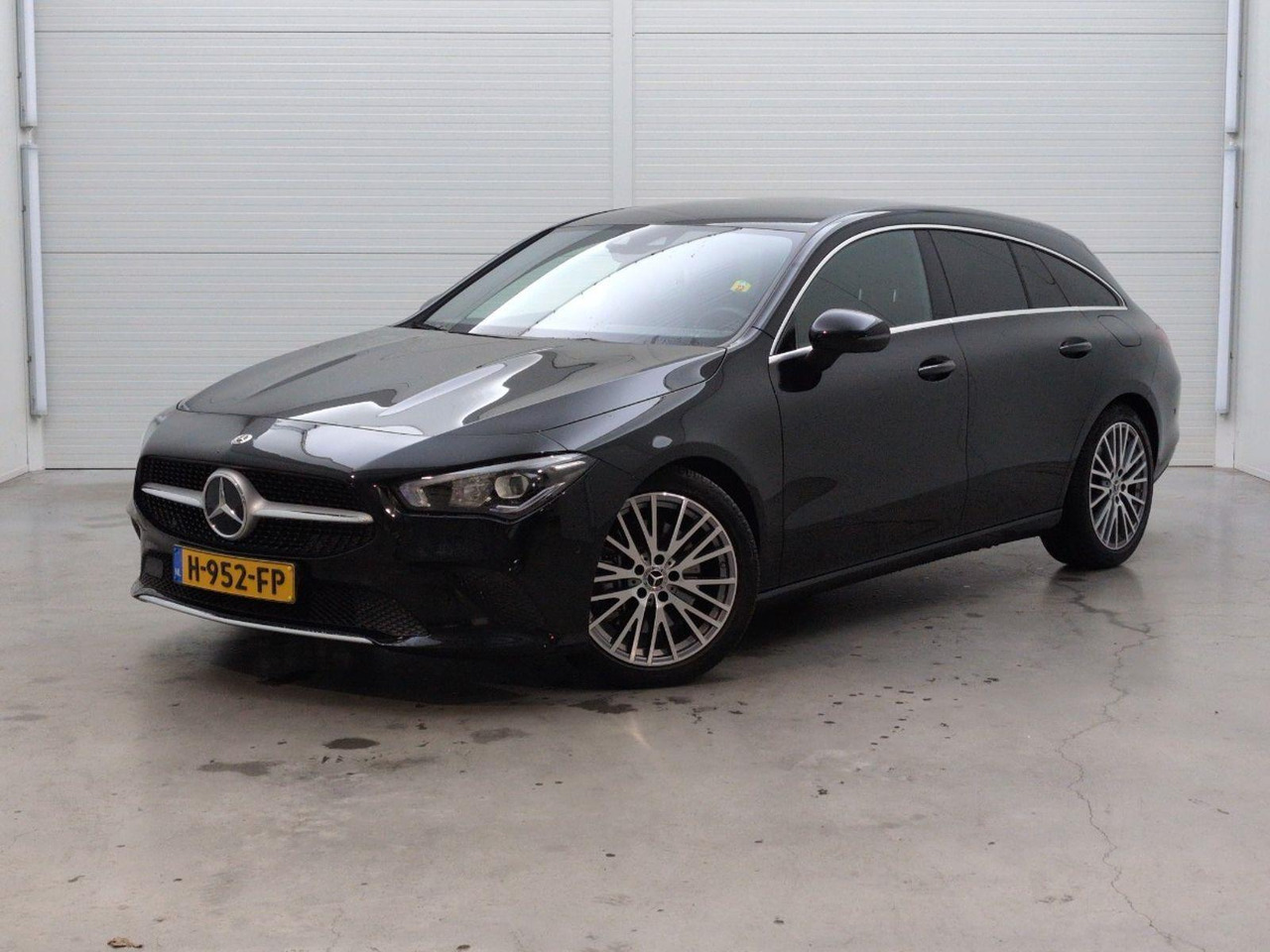 Mercedes-Benz CLA-klasse Shooting Brake 220 Advantage | 2020 | 57.398 km | Automaat | H952FP | NAP: Logisch - Xe hơi: hình 1 Mercedes-Benz CLA-klasse Shooting Brake 220 Advantage | 2020 | 57.398 km | Automaat | H952FP | NAP: Logisch - Xe hơi: hình 1
