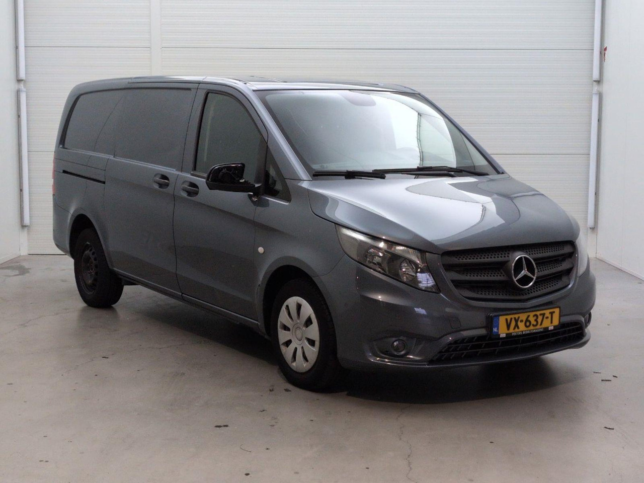 Mercedes-Benz Vito 109 CDI Lang | 2016 | 196.064 km | VX637T | NAP: Logisch - Xe van chở hàng: hình 2 Mercedes-Benz Vito 109 CDI Lang | 2016 | 196.064 km | VX637T | NAP: Logisch - Xe van chở hàng: hình 2