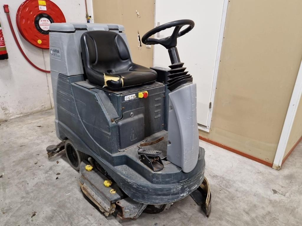 Nilfisk BR 755 Ecoflex Zit-Schrobmachine – 2015 - Máy vệ sinh: hình 2 Nilfisk BR 755 Ecoflex Zit-Schrobmachine – 2015 - Máy vệ sinh: hình 2