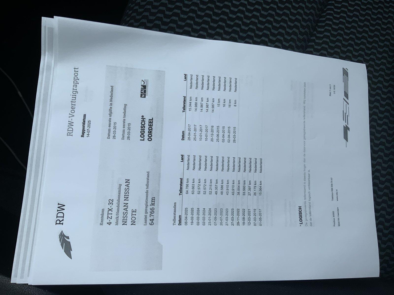 Nissan Note 1.2 Connect Edition | 4-ZTX-32 | 67.158 km | 2015 - Xe hơi: hình 4 Nissan Note 1.2 Connect Edition | 4-ZTX-32 | 67.158 km | 2015 - Xe hơi: hình 4