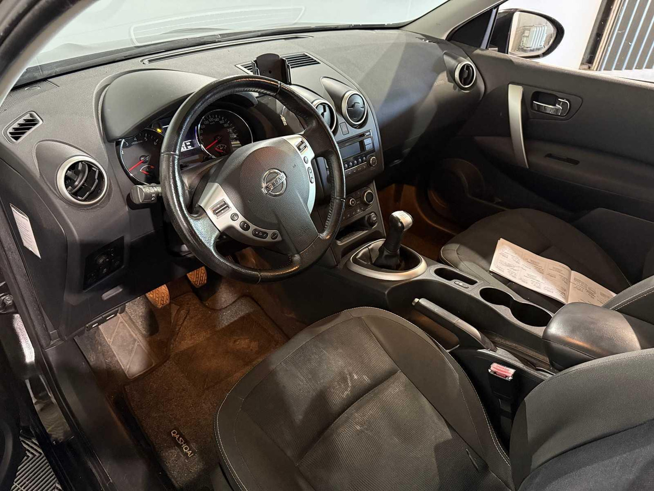 Nissan Qashqai 1.6 Acenta | 2012 | 251.892 km | 35-SXZ-7 - SUV: hình 3 Nissan Qashqai 1.6 Acenta | 2012 | 251.892 km | 35-SXZ-7 - SUV: hình 3