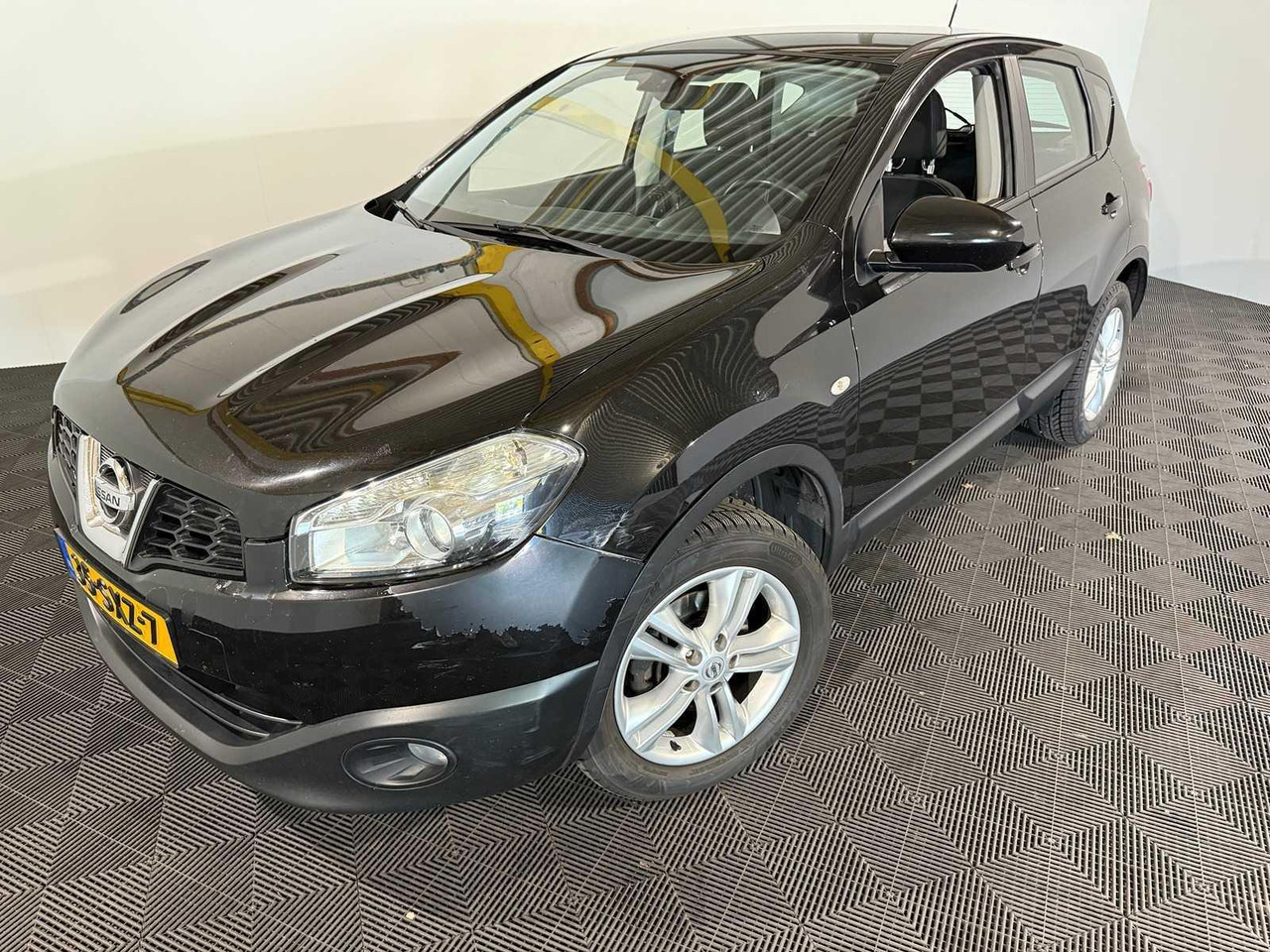 Nissan Qashqai 1.6 Acenta | 2012 | 251.892 km | 35-SXZ-7 - SUV: hình 1 Nissan Qashqai 1.6 Acenta | 2012 | 251.892 km | 35-SXZ-7 - SUV: hình 1