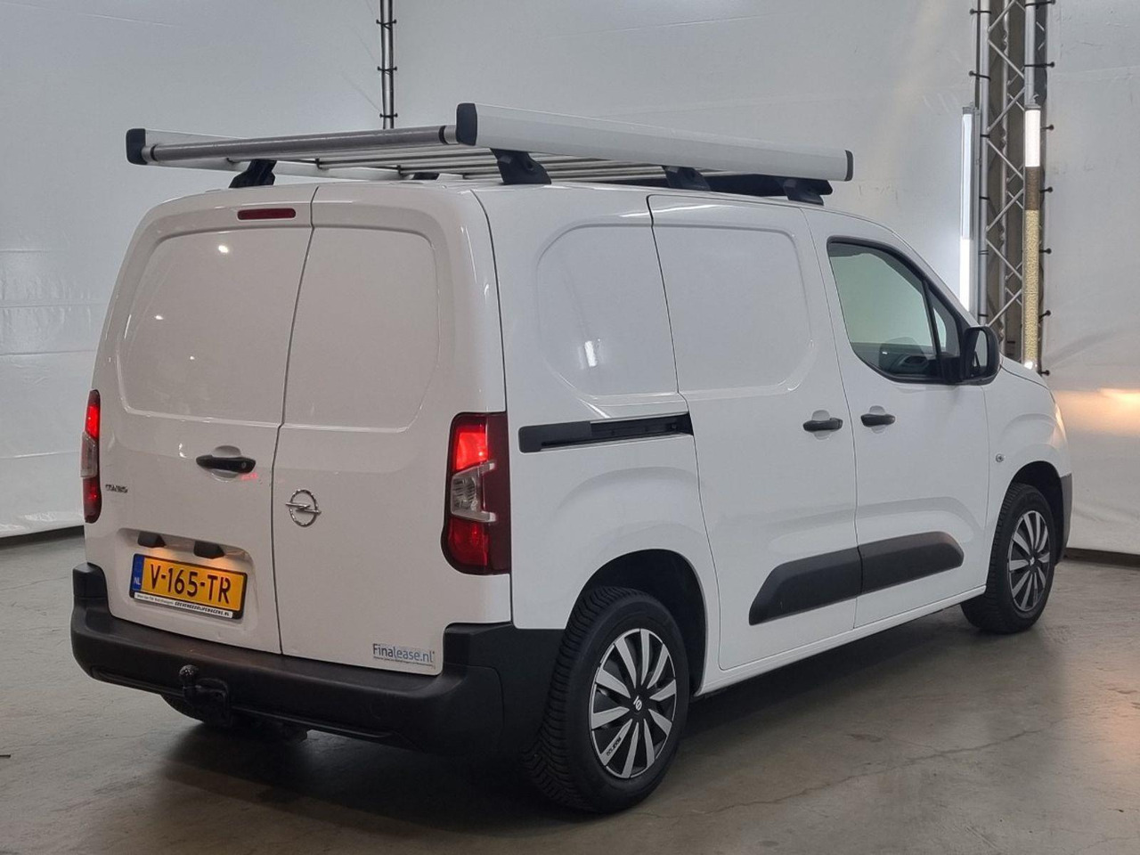 Opel Combo 1.6D L1H1 Edition | 2018 | 163.018 km | V165TR | NAP: Logisch - Xe van nhỏ gọn: hình 4 Opel Combo 1.6D L1H1 Edition | 2018 | 163.018 km | V165TR | NAP: Logisch - Xe van nhỏ gọn: hình 4