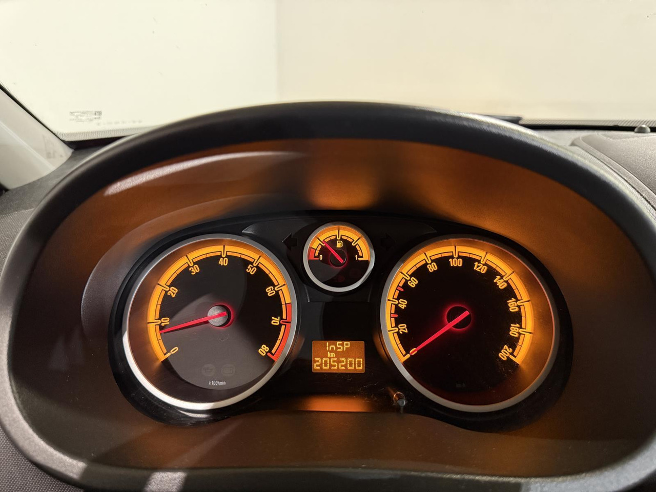 Opel Corsa 1.2-16V Color Edition | 2011 | 205.202 km | 99-RNH-3 - Hatchback: hình 5 Opel Corsa 1.2-16V Color Edition | 2011 | 205.202 km | 99-RNH-3 - Hatchback: hình 5