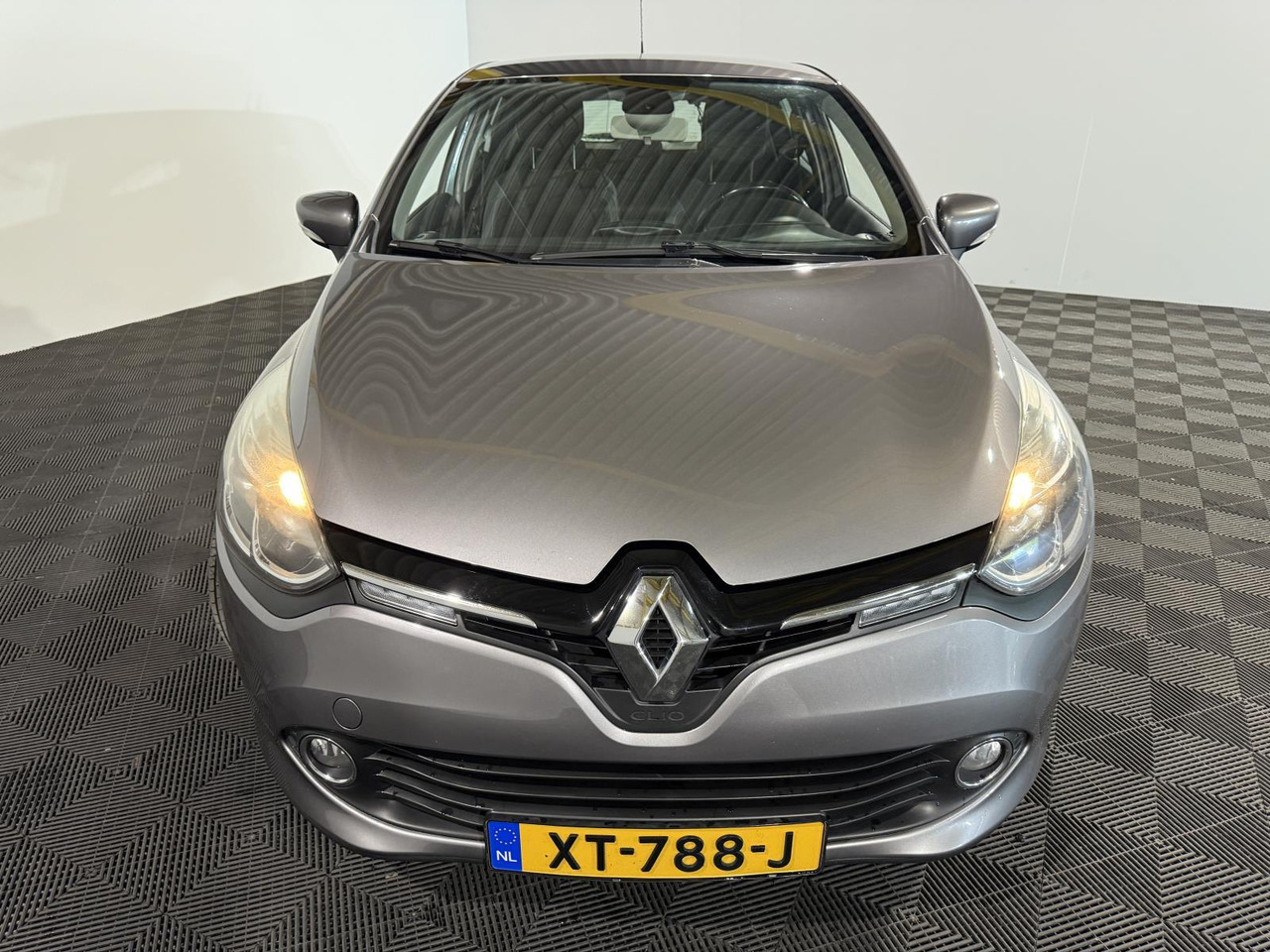Renault | Clio | 0.9 TCe Dynamique | 2016 | 192.462 km | XT788J | Geen oordeel - Hatchback: hình 2 Renault | Clio | 0.9 TCe Dynamique | 2016 | 192.462 km | XT788J | Geen oordeel - Hatchback: hình 2