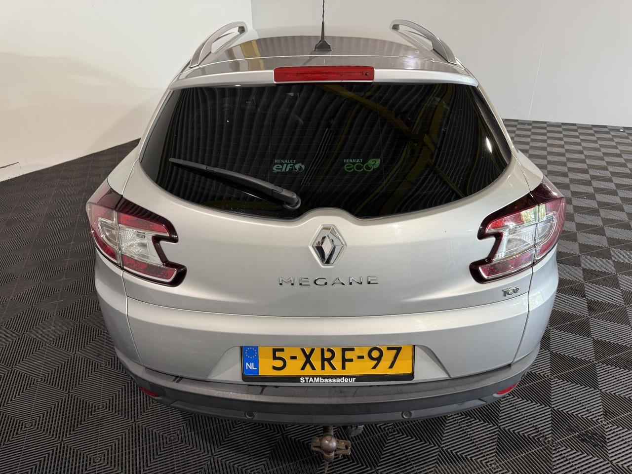 Renault Mégane Estate 1.2 TCe Bose 2014 5-XRF-97 185.127 km - Xe hơi: hình 2 Renault Mégane Estate 1.2 TCe Bose 2014 5-XRF-97 185.127 km - Xe hơi: hình 2
