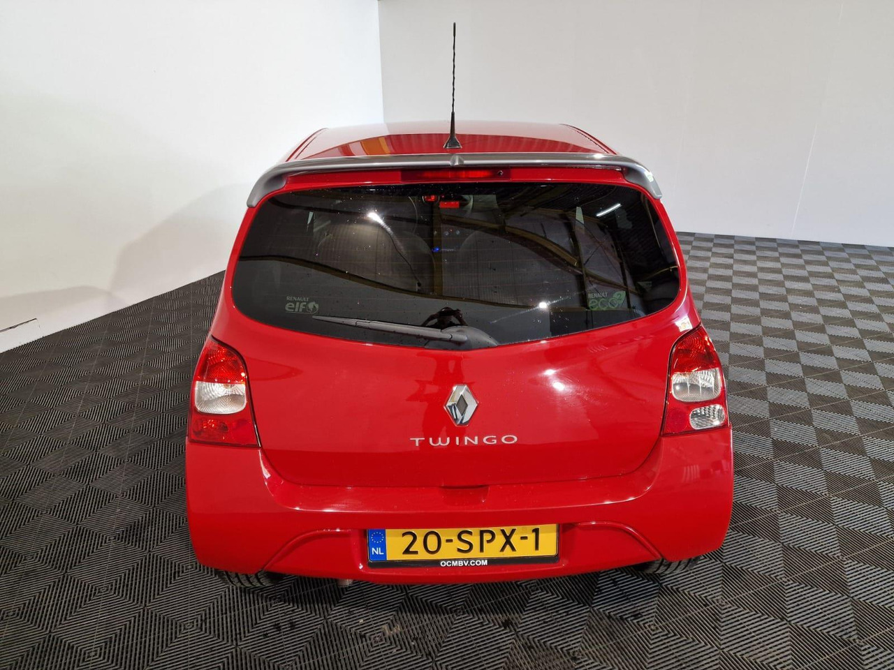 Renault Twingo 1.2-16V Collection | 2011 | 149.179 km | 20-SPX-1 - Hatchback: hình 2 Renault Twingo 1.2-16V Collection | 2011 | 149.179 km | 20-SPX-1 - Hatchback: hình 2