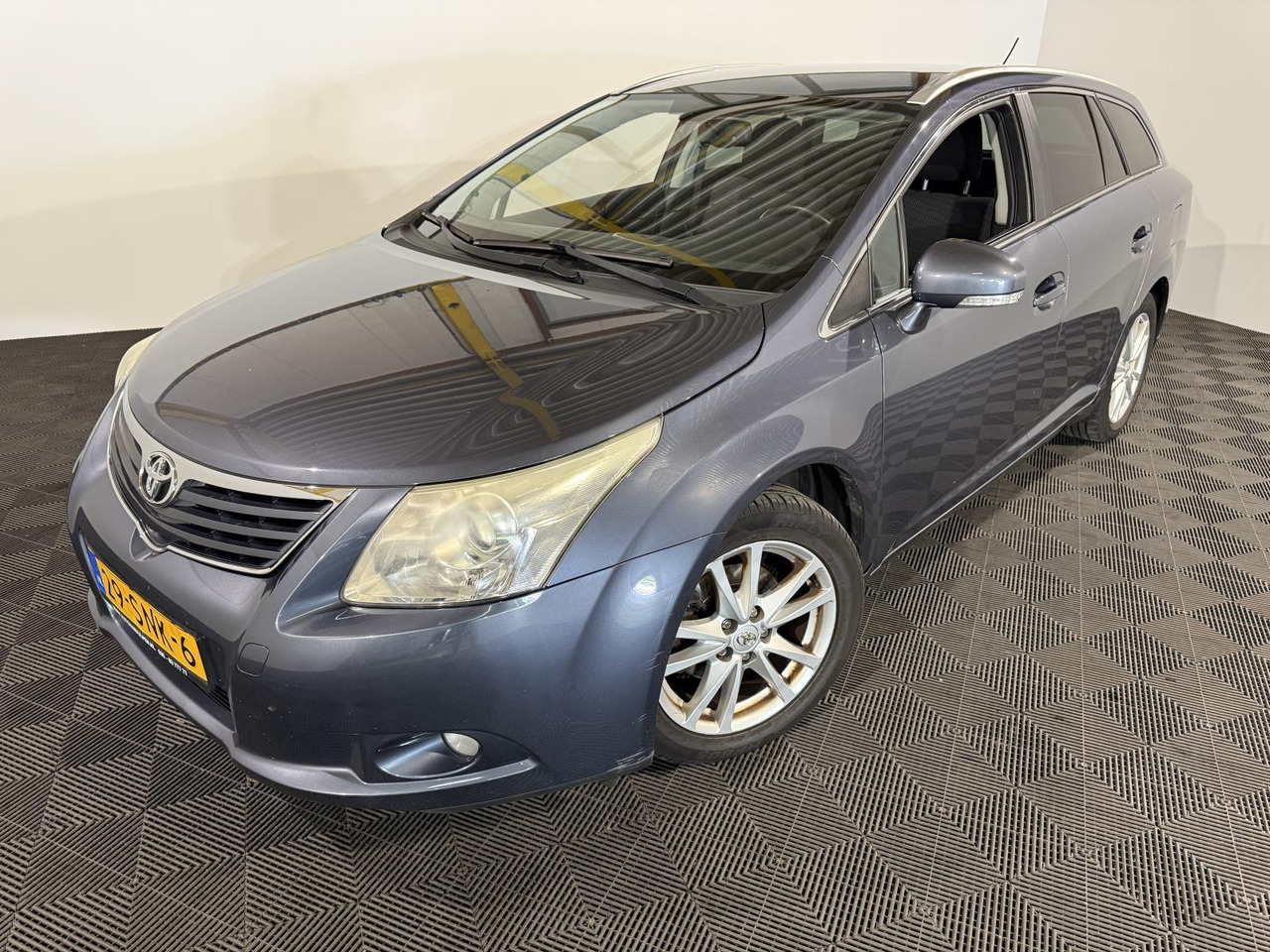 Toyota Avensis Wagon 2.0 VVTi Business | 2011 | 363.331 km | 29-SNK-6 - Xe hơi: hình 1 Toyota Avensis Wagon 2.0 VVTi Business | 2011 | 363.331 km | 29-SNK-6 - Xe hơi: hình 1