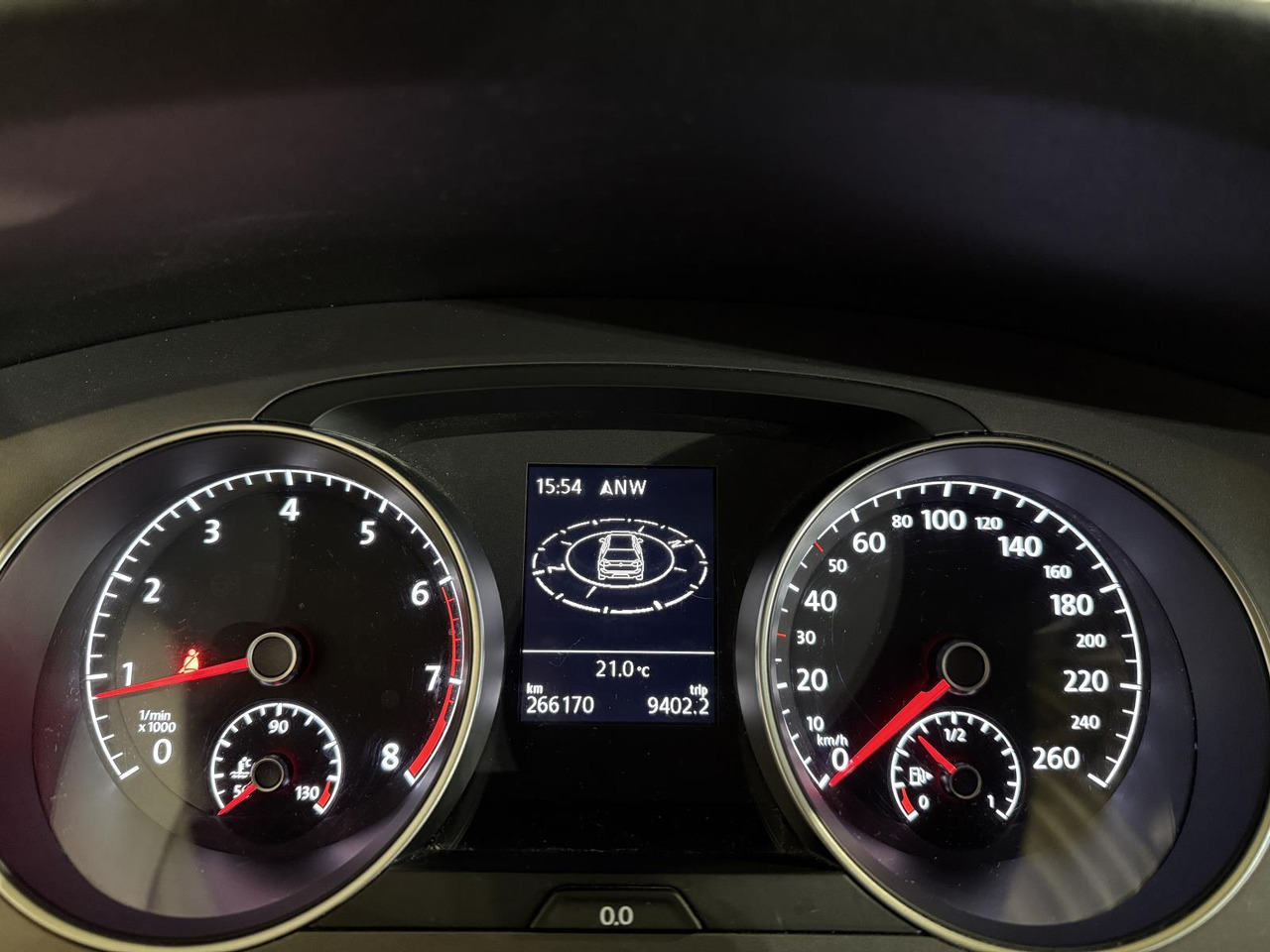 Volkswagen Golf 1.2 TSI Trend Edition 2015 GD-645-J 266.170 km - Hatchback: hình 2 Volkswagen Golf 1.2 TSI Trend Edition 2015 GD-645-J 266.170 km - Hatchback: hình 2