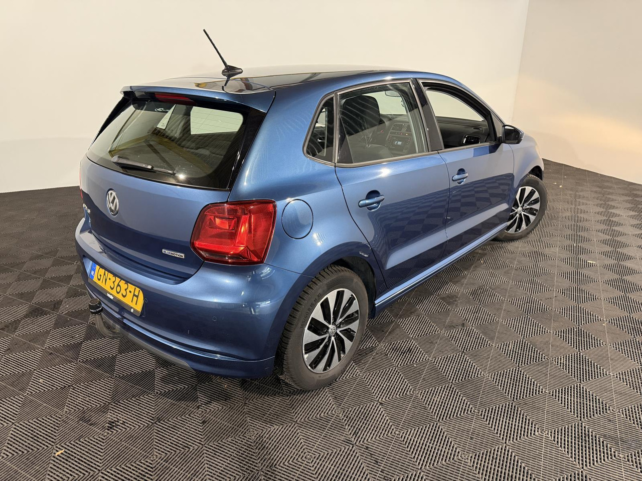 Volkswagen | Polo | 1.0 BlueMotion Edition | 2015 | 255.096 km | GN363H | Logisch - Hatchback: hình 3 Volkswagen | Polo | 1.0 BlueMotion Edition | 2015 | 255.096 km | GN363H | Logisch - Hatchback: hình 3