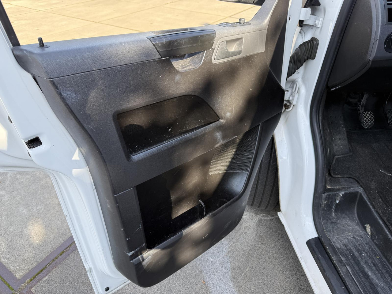 Volkswagen | Transporter | 2.0 TDI L2H1 BM Baseline | 2014 | 344.085 km | VH221F | Logisch - Xe van chở hàng: hình 2 Volkswagen | Transporter | 2.0 TDI L2H1 BM Baseline | 2014 | 344.085 km | VH221F | Logisch - Xe van chở hàng: hình 2