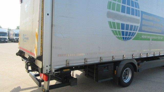 Mercedes-Benz 1224L Pr.LBW 2 to. langes Blatt, Tacho 4.1 - Xe tải thùng mui bạt: hình 5 Mercedes-Benz 1224L Pr.LBW 2 to. langes Blatt, Tacho 4.1 - Xe tải thùng mui bạt: hình 5