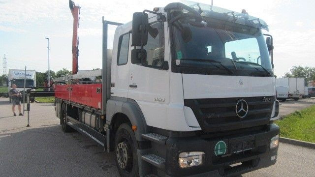 Mercedes-Benz Axor 1833 L Pr. Kran, PK 10.501, Klima - Xe tải thùng lửng/ Phẳng, Xe cẩu tự hành: hình 2 Mercedes-Benz Axor 1833 L Pr. Kran, PK 10.501, Klima - Xe tải thùng lửng/ Phẳng, Xe cẩu tự hành: hình 2