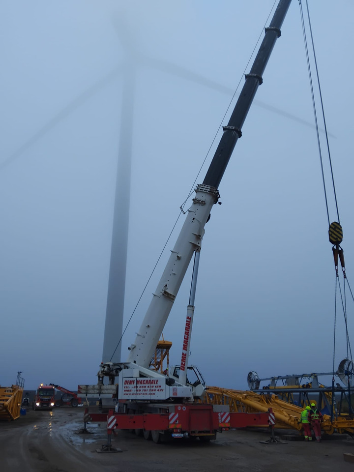 GROVE GMK5220 - Cẩu bánh lốp: hình 1 GROVE GMK5220 - Cẩu bánh lốp: hình 1