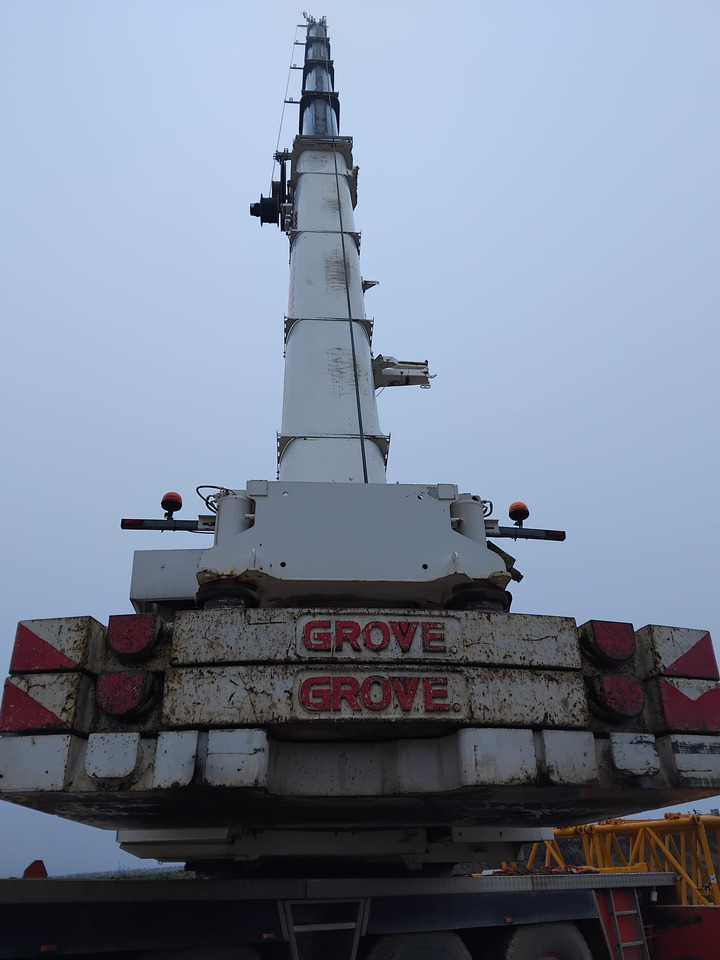 GROVE GMK5220 - Cẩu bánh lốp: hình 3 GROVE GMK5220 - Cẩu bánh lốp: hình 3