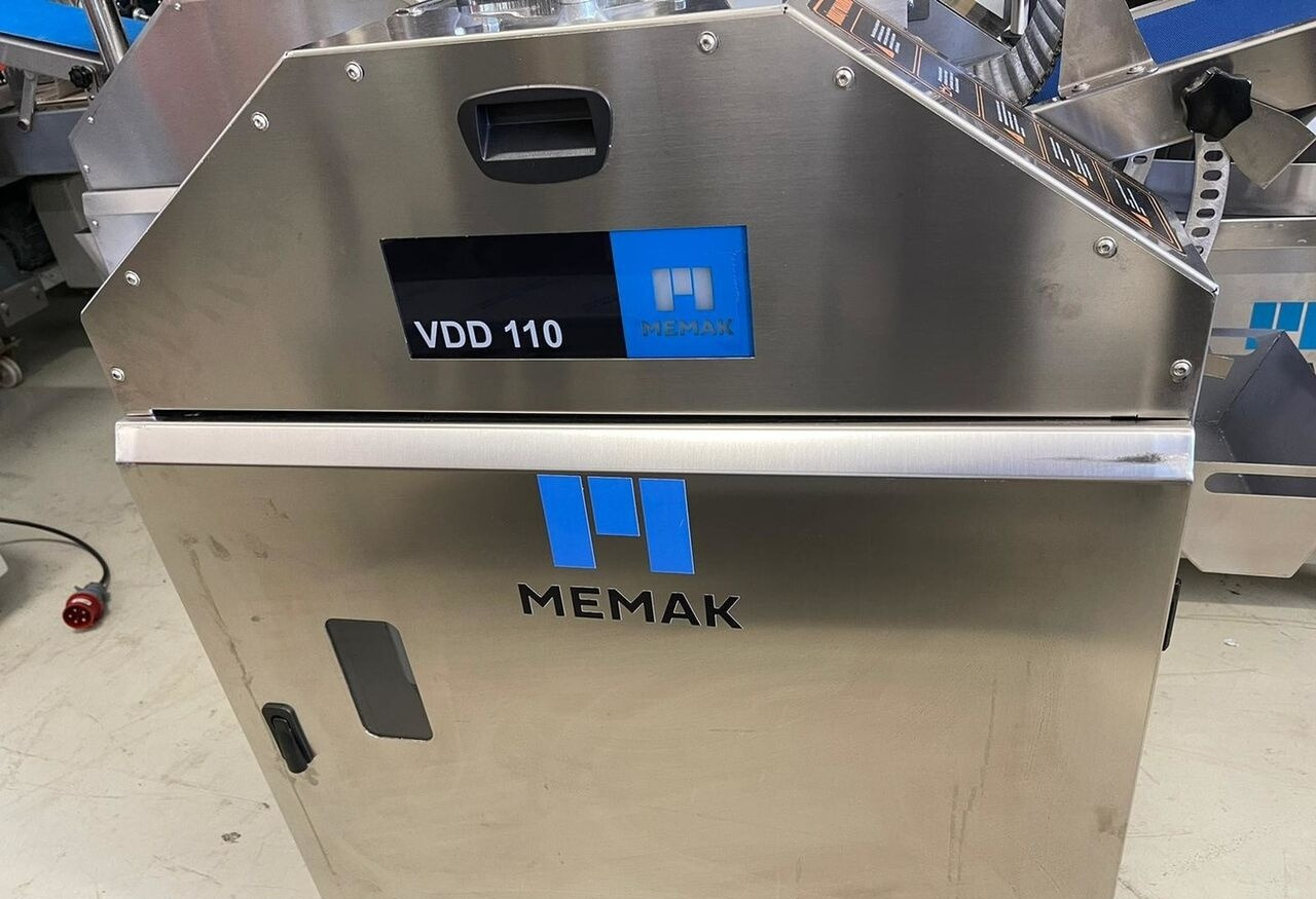 New Memak vakumska djelilica VDD110 - Thiết bị làm bánh: hình 2 New Memak vakumska djelilica VDD110 - Thiết bị làm bánh: hình 2
