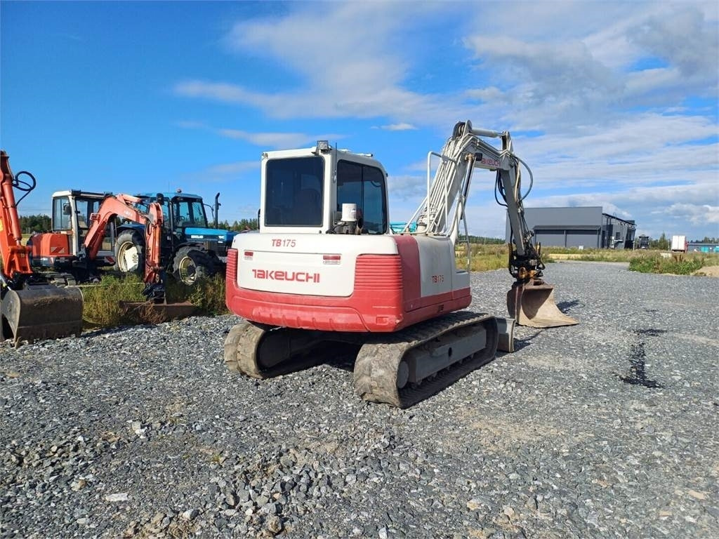 Máy xúc mini Takeuchi Tb175 Engconilla: hình 7