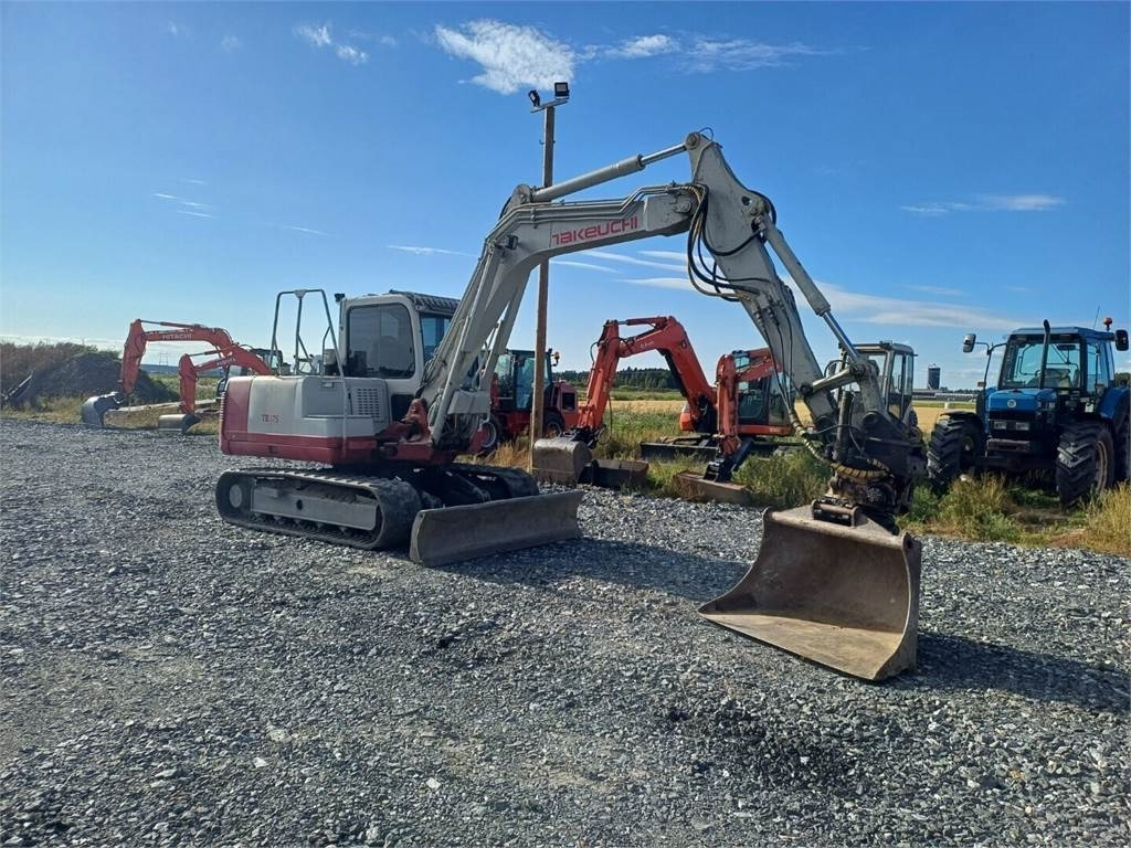 Takeuchi Tb175 Pyörittäjällä - Máy xúc mini: hình 4 Takeuchi Tb175 Pyörittäjällä - Máy xúc mini: hình 4