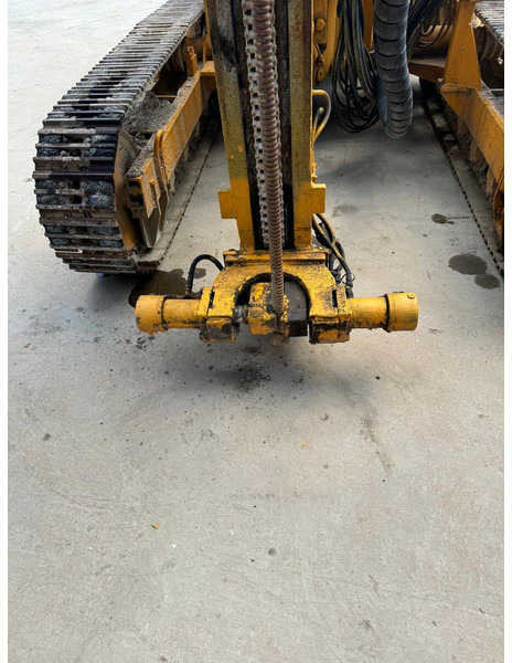 Klemm KR 805 DS - Giàn khoan: hình 2 Klemm KR 805 DS - Giàn khoan: hình 2