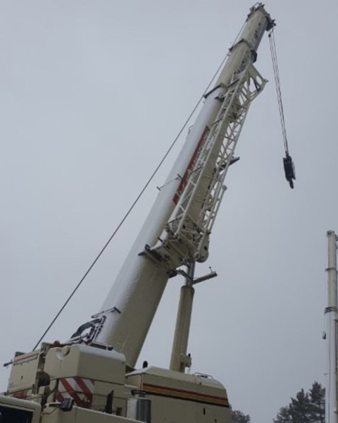 Terex AC 100 - Cẩu bánh lốp: hình 3 Terex AC 100 - Cẩu bánh lốp: hình 3