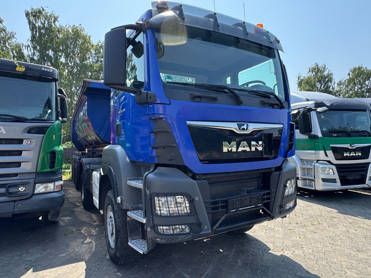 MAN 18.460 TGS/B-B/Kipp/4X4/klp.Zug/TOP-ZUSTAND - Xe ben: hình 2 MAN 18.460 TGS/B-B/Kipp/4X4/klp.Zug/TOP-ZUSTAND - Xe ben: hình 2