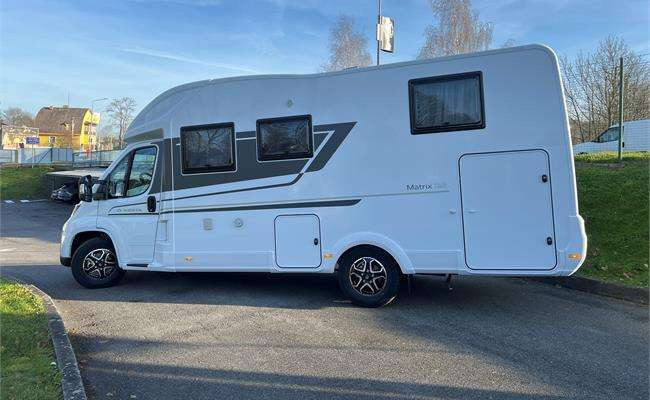 ADRIA Matrix Axess 650 SL - Xe cắm trại bán tích hợp: hình 3 ADRIA Matrix Axess 650 SL - Xe cắm trại bán tích hợp: hình 3
