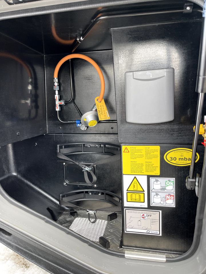 Xe cắm trại bán tích hợp mới Hymer Venture S: hình 18