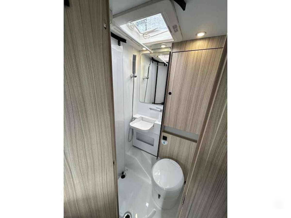 Xe cắm trại bán tích hợp mới SUN LIVING C 65 SL: hình 15 Xe cắm trại bán tích hợp mới SUN LIVING C 65 SL: hình 15